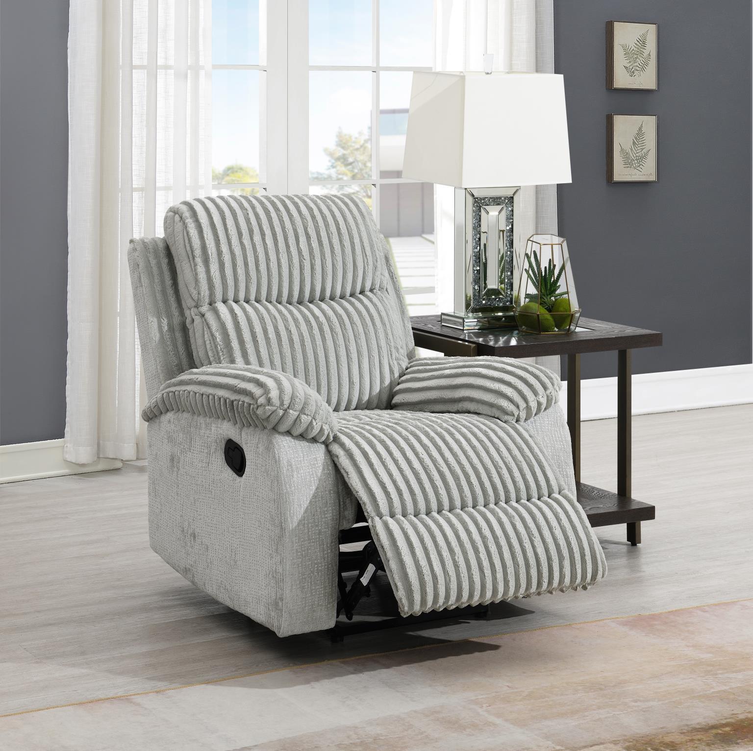 United Living Room Set U182