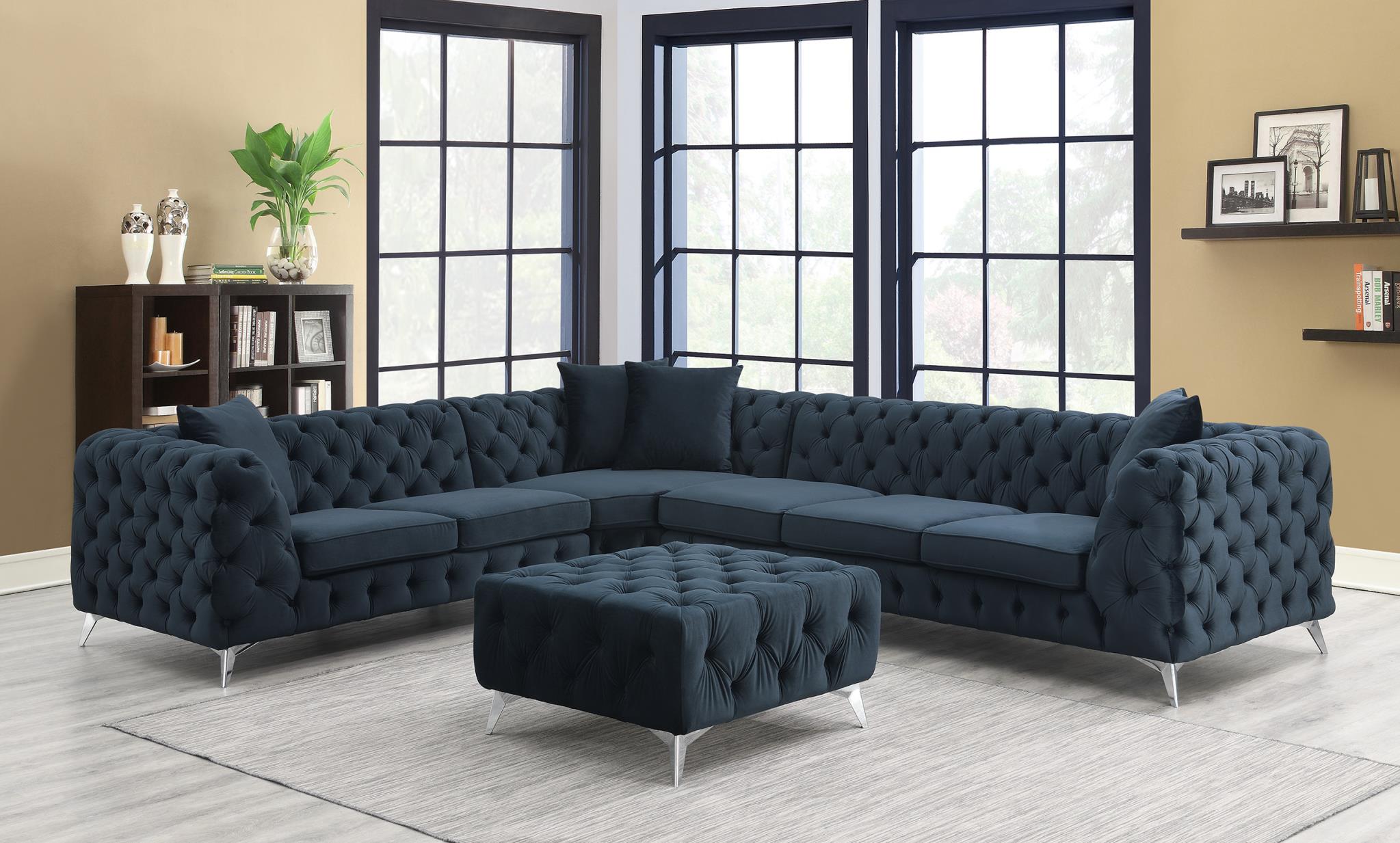 Aspen Black Living Room Collection